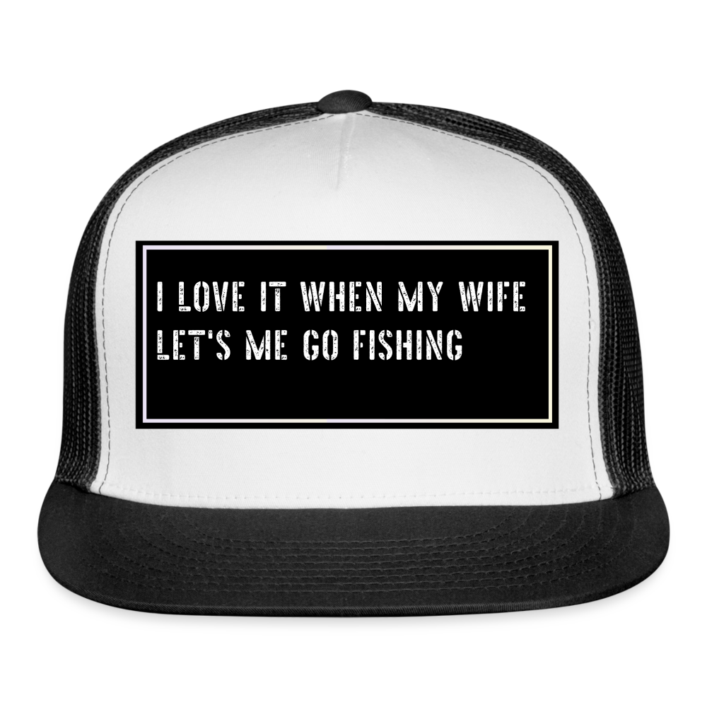 Funny Fish Hat - white/black