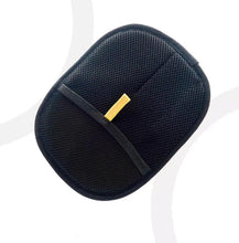 Load image into Gallery viewer, Pet Electrostatic Hair Removal Gloves – Two-Way Bristle Remover for Cat &amp; Dog Hair
